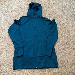 Mondetta sweater size medium.